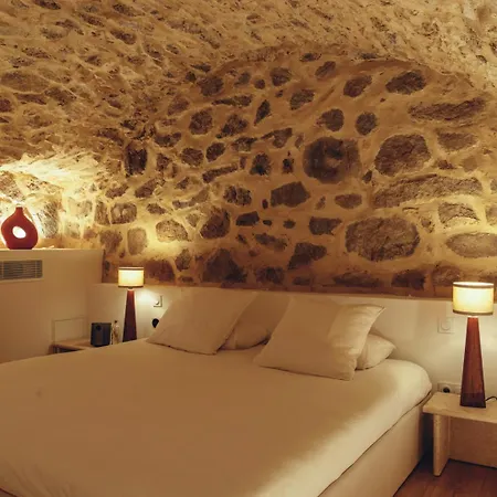 La Grotte